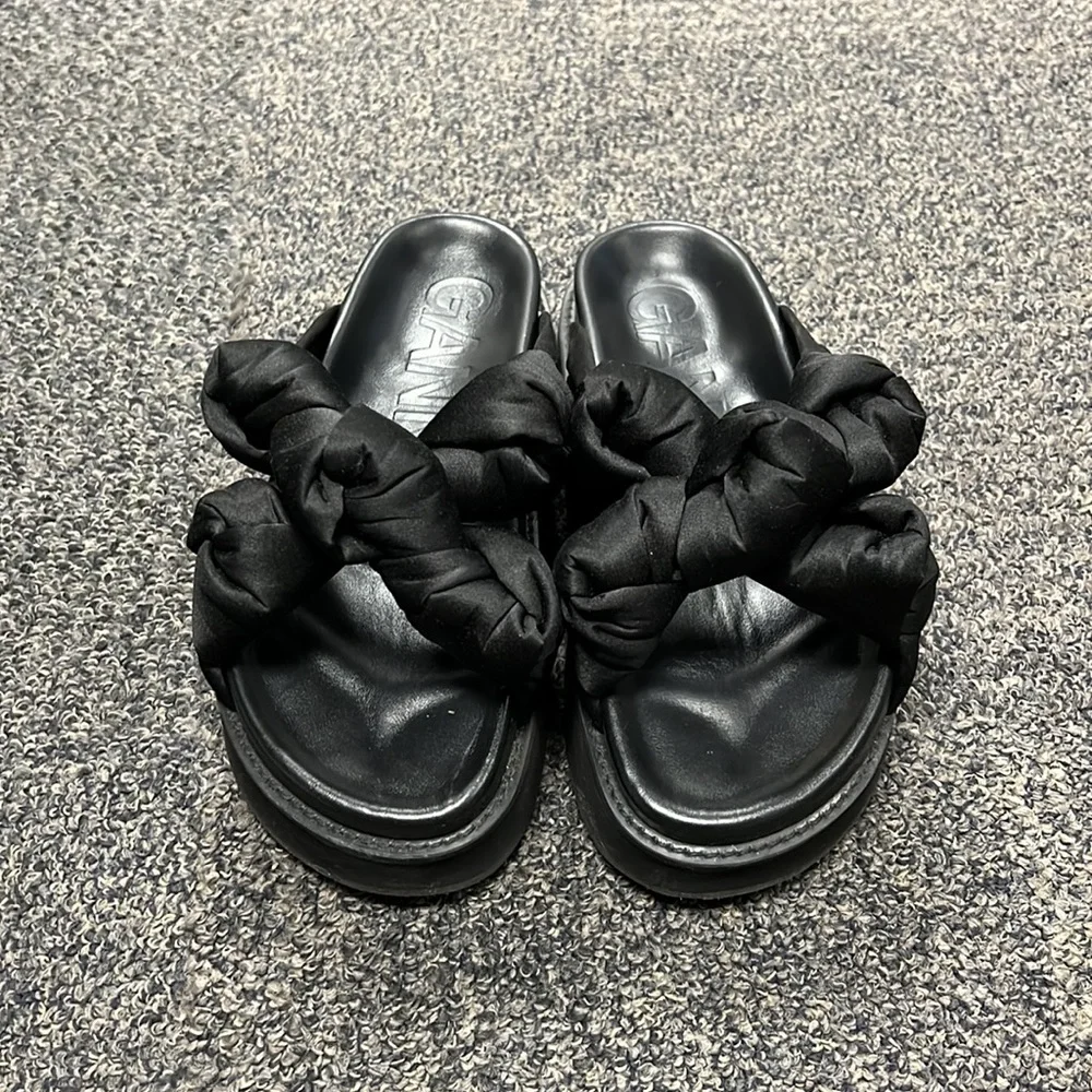 Ganni Knotted Sandals - Picture 3 of 4